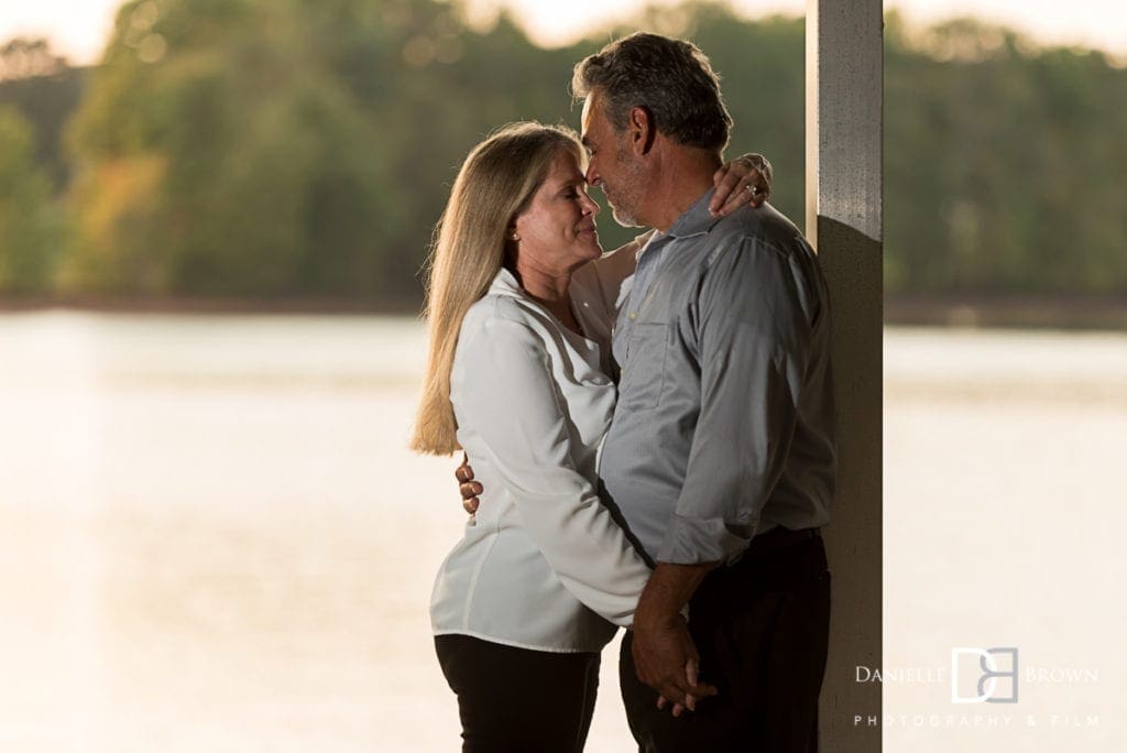 lake lanier engagement photographer